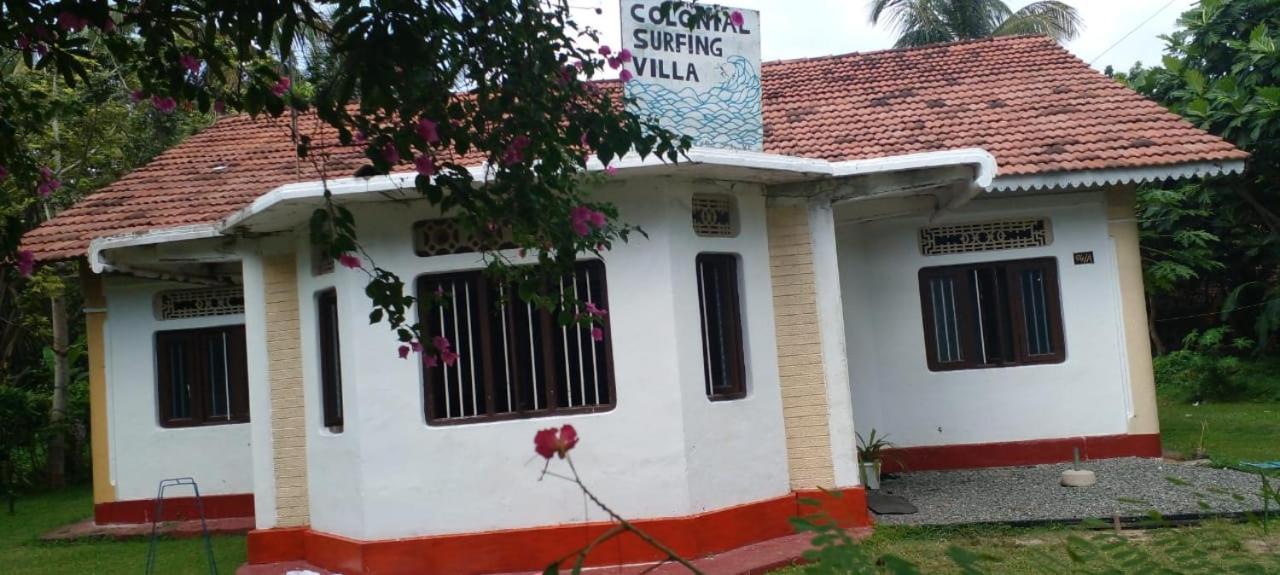 Colonial Surfing Villa Hostel & Home Stay Мидигама-Ист Экстерьер фото